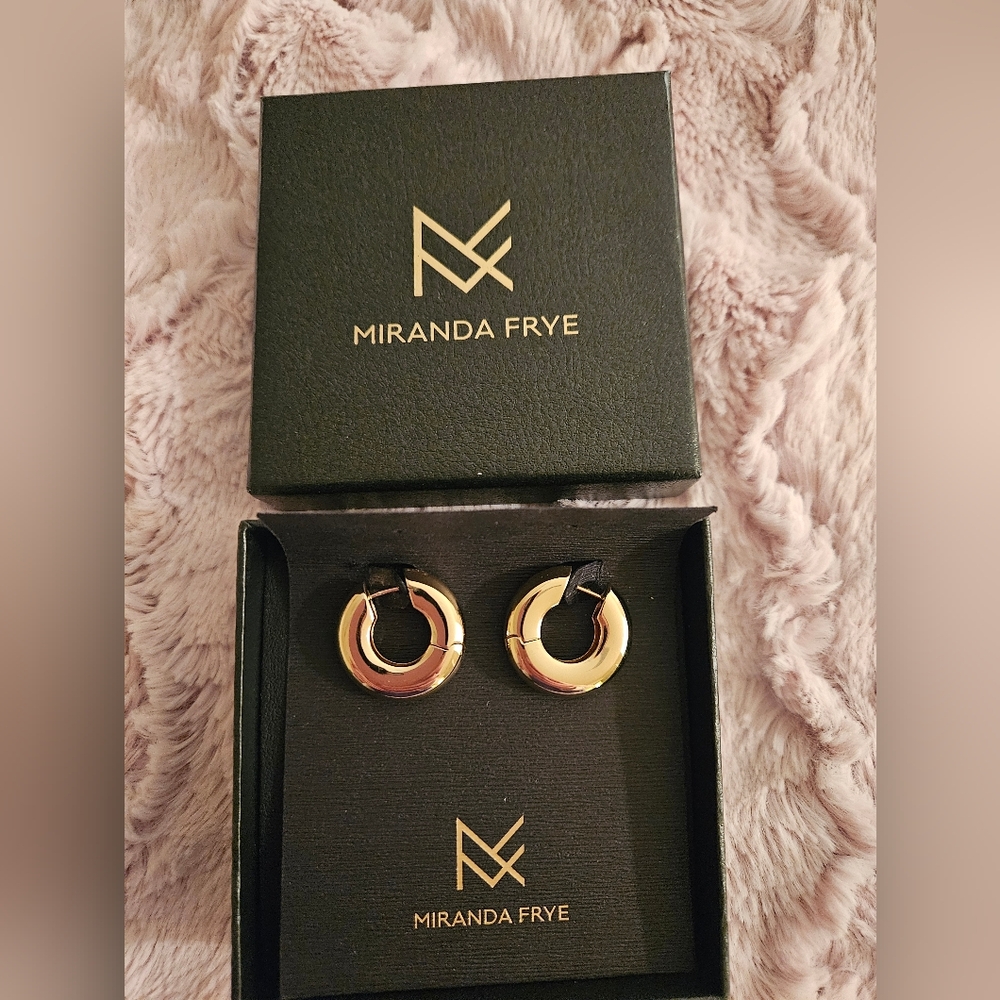Miranda Frye Drew Huggie Earrings Gold